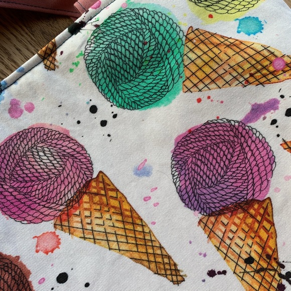 Yarn ice cream cone tote bag - Picture 7 of 7